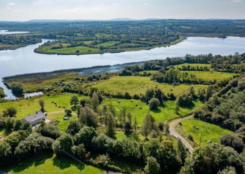 Lakeside Retreat Carrick-on-Shannon Bagian luar foto